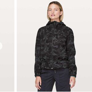 Lululemon Pack It Up Jacket Incognito Camo Multi Grey SIZE 4